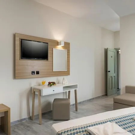 Fereniki & Hotel 3*